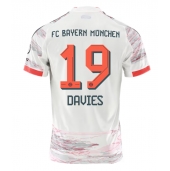 Moški Bayern Munich Alphonso Davies #19 Replika nogometni dresi Gostujoči 2025-26 Kratek Rokav