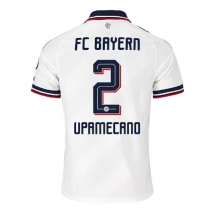 Moški Bayern Munich Dayot Upamecano #2 Replika nogometni dresi Gostujoči 2026-27 Kratek Rokav