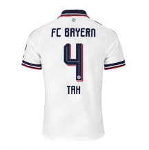 Moški Bayern Munich Jonathan Tah #4 Replika nogometni dresi Gostujoči 2026-27 Kratek Rokav
