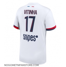 Moški Paris Saint-Germain Vitinha #17 Replika nogometni dresi Gostujoči 2025-26 Kratek Rokav