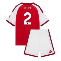 Otroški Arsenal William Saliba #2 Replika nogometni dresi kompleti Domači 2026-27 Kratek Rokav (+ hlače)