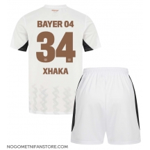 Otroški Bayer Leverkusen Granit Xhaka #34 Replika nogometni dresi kompleti Gostujoči 2024-25 Kratek Rokav (+ hlače)