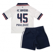 Otroški Bayern Munich Aleksandar Pavlovic #45 Replika nogometni dresi kompleti Gostujoči 2026-27 Kratek Rokav (+ hlače)