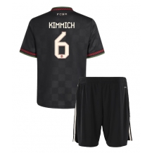 Otroški Bayern Munich Joshua Kimmich #6 Replika nogometni dresi kompleti Tretji 2025-26 Kratek Rokav (+ hlače)