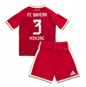 Otroški Bayern Munich Kim Min-jae #3 Replika nogometni dresi kompleti Domači 2026-27 Kratek Rokav (+ hlače)