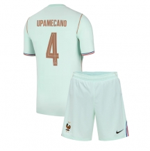 Otroški Francija Dayot Upamecano #4 Replika nogometni dresi kompleti Gostujoči SP 2026 Kratek Rokav (+ hlače)