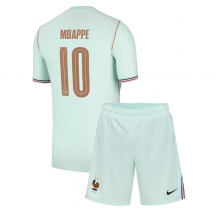 Otroški Francija Kylian Mbappe #10 Replika nogometni dresi kompleti Gostujoči SP 2026 Kratek Rokav (+ hlače)