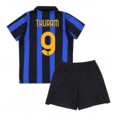 Otroški Inter Milan Marcus Thuram #9 Replika nogometni dresi kompleti Domači 2026-27 Kratek Rokav (+ hlače)