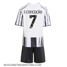 Otroški Juventus Francisco Conceicao #7 Replika nogometni dresi kompleti Domači 2025-26 Kratek Rokav (+ hlače)