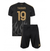Otroški Juventus Khephren Thuram #19 Replika nogometni dresi kompleti Tretji 2026-27 Kratek Rokav (+ hlače)
