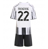 Otroški Juventus Weston McKennie #22 Replika nogometni dresi kompleti Domači 2025-26 Kratek Rokav (+ hlače)