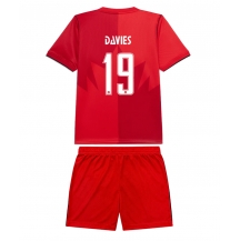 Otroški Kanada Alphonso Davies #19 Replika nogometni dresi kompleti Domači SP 2026 Kratek Rokav (+ hlače)