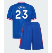 Otroški Manchester United Luke Shaw #23 Replika nogometni dresi kompleti Gostujoči 2026-27 Kratek Rokav (+ hlače)