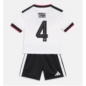 Otroški Nemčija Jonathan Tah #4 Replika nogometni dresi kompleti Domači SP 2026 Kratek Rokav (+ hlače)