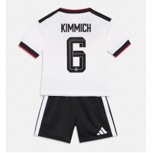 Otroški Nemčija Joshua Kimmich #6 Replika nogometni dresi kompleti Domači SP 2026 Kratek Rokav (+ hlače)