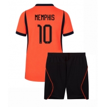 Otroški Nizozemska Memphis Depay #10 Replika nogometni dresi kompleti Domači SP 2026 Kratek Rokav (+ hlače)