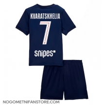 Otroški Paris Saint-Germain Khvicha Kvaratskhelia #7 Replika nogometni dresi kompleti Domači 2025-26 Kratek Rokav (+ hlače)