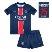 Otroški Paris Saint-Germain Replika nogometni dresi kompleti Domači 2024-25 UCL Champions Kratek Rokav (+ hlače)