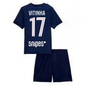 Otroški Paris Saint-Germain Vitinha #17 Replika nogometni dresi kompleti Domači 2025-26 Kratek Rokav (+ hlače)
