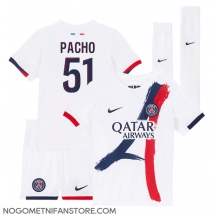 Otroški Paris Saint-Germain Willian Pacho #51 Replika nogometni dresi kompleti Gostujoči 2024-25 Kratek Rokav (+ hlače)