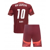 Otroški RB Leipzig Xavi Simons #10 Replika nogometni dresi kompleti Gostujoči 2024-25 Kratek Rokav (+ hlače)