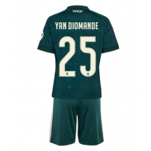 Otroški Real Madrid Yan Diomande #25 Replika nogometni dresi kompleti Gostujoči 2026-27 Kratek Rokav (+ hlače)